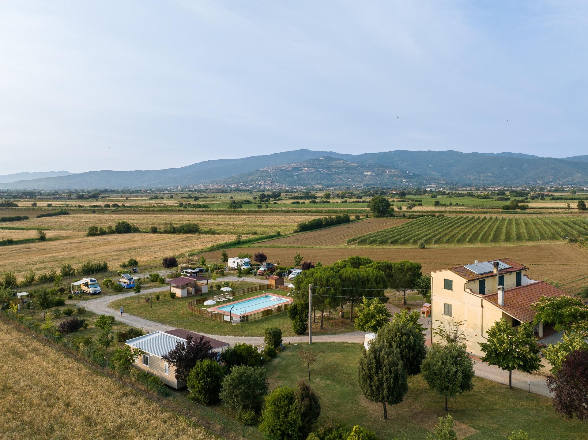 Parking areas for campers, trailers and caravans. Campsite in Cortona, Tuscany