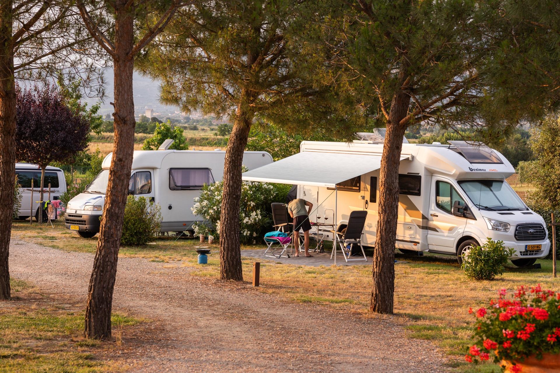 Parking areas for campers, trailers and caravans. Campsite in Cortona, Tuscany