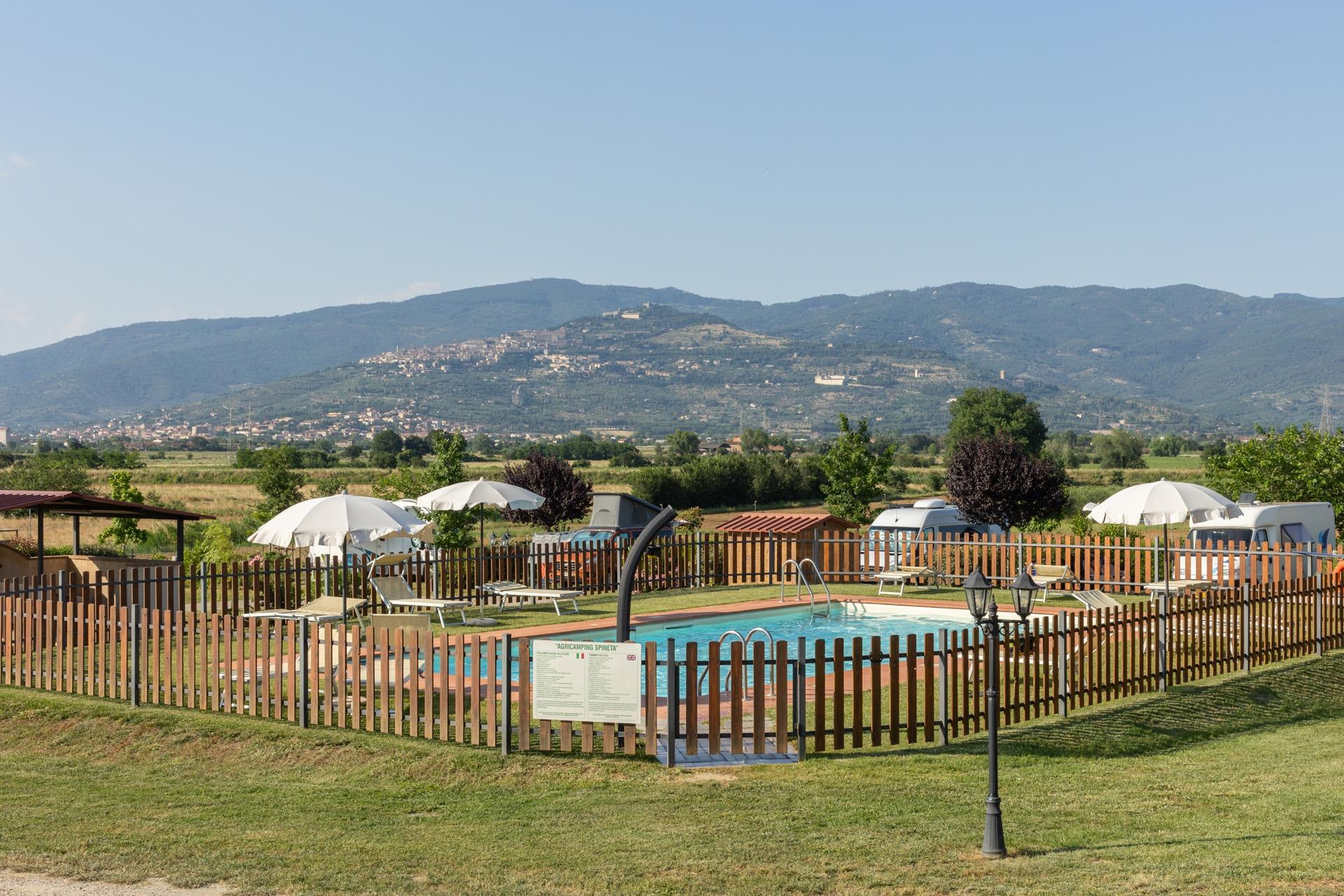 Parking areas for campers, trailers and caravans. Campsite in Cortona, Tuscany